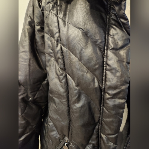 Black Oversized Puffer Coat with Removable Hood - Picture 6 of 8